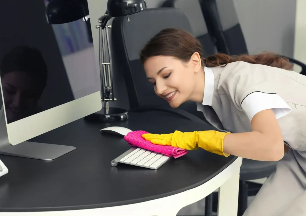 dust free office cleaning keyboard